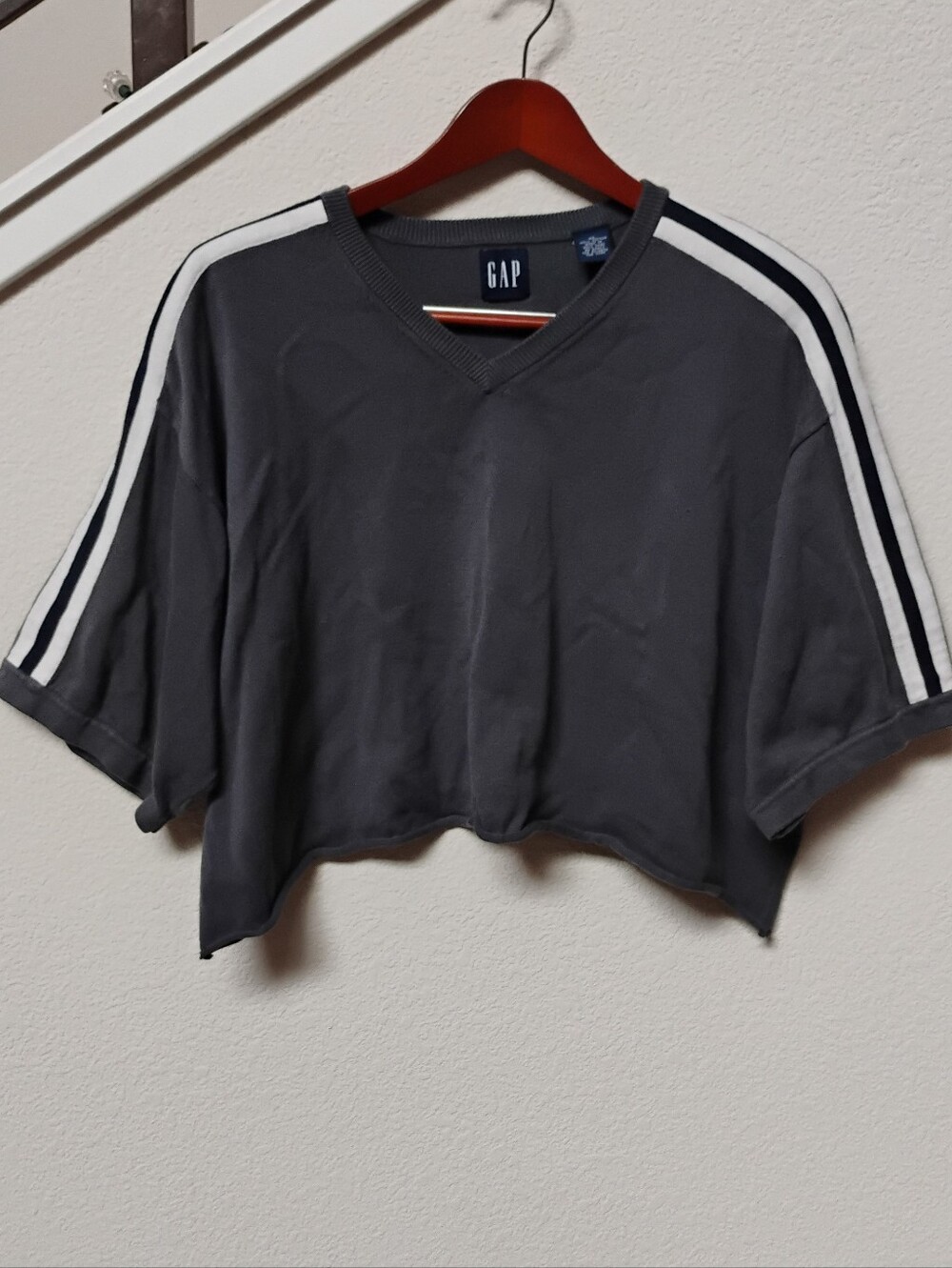 GAP Charcoal Cropped V-Neck Top with White Shoulder Stripes